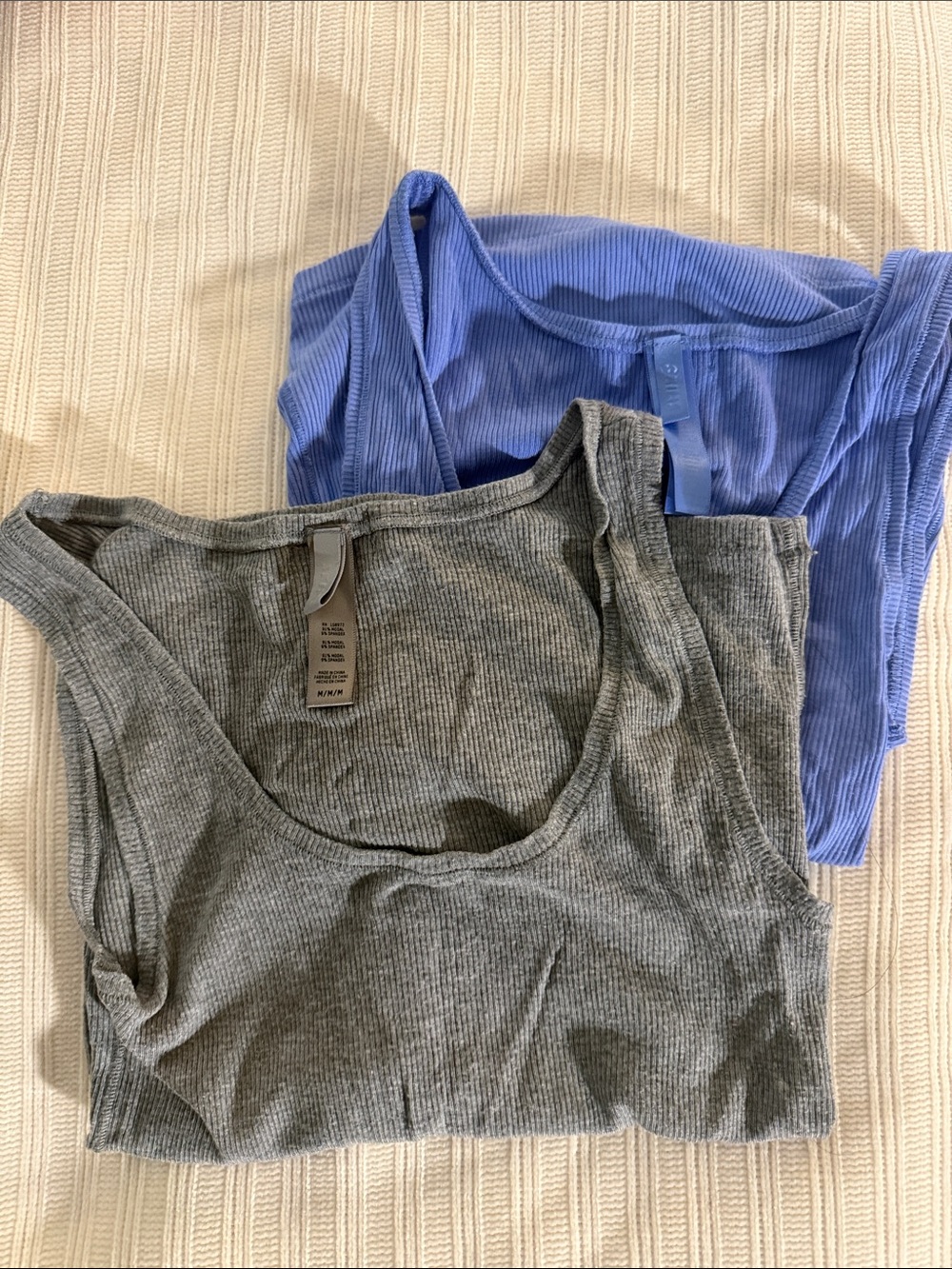 SKIMS Scoop Neck Ribbed Tank Top Duo - Gray & Periwinkle